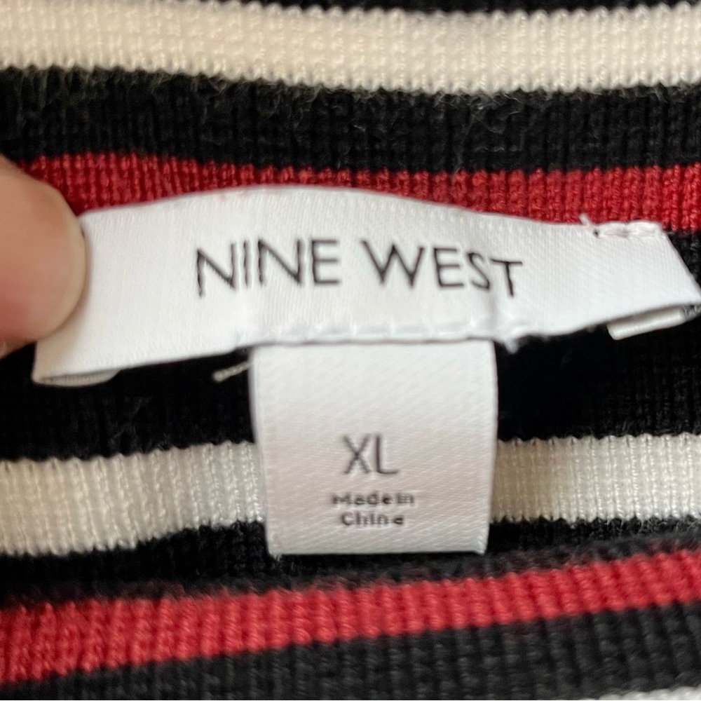 Nine West striped knit sleeveless top. Size XL. - Picture 5 of 6